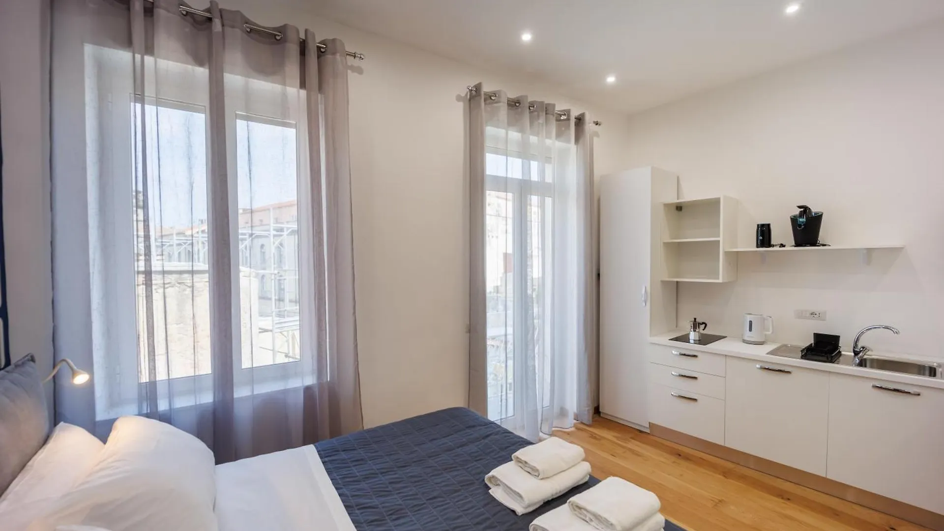 Apartment Pisanelli Blu By Houseinnaples